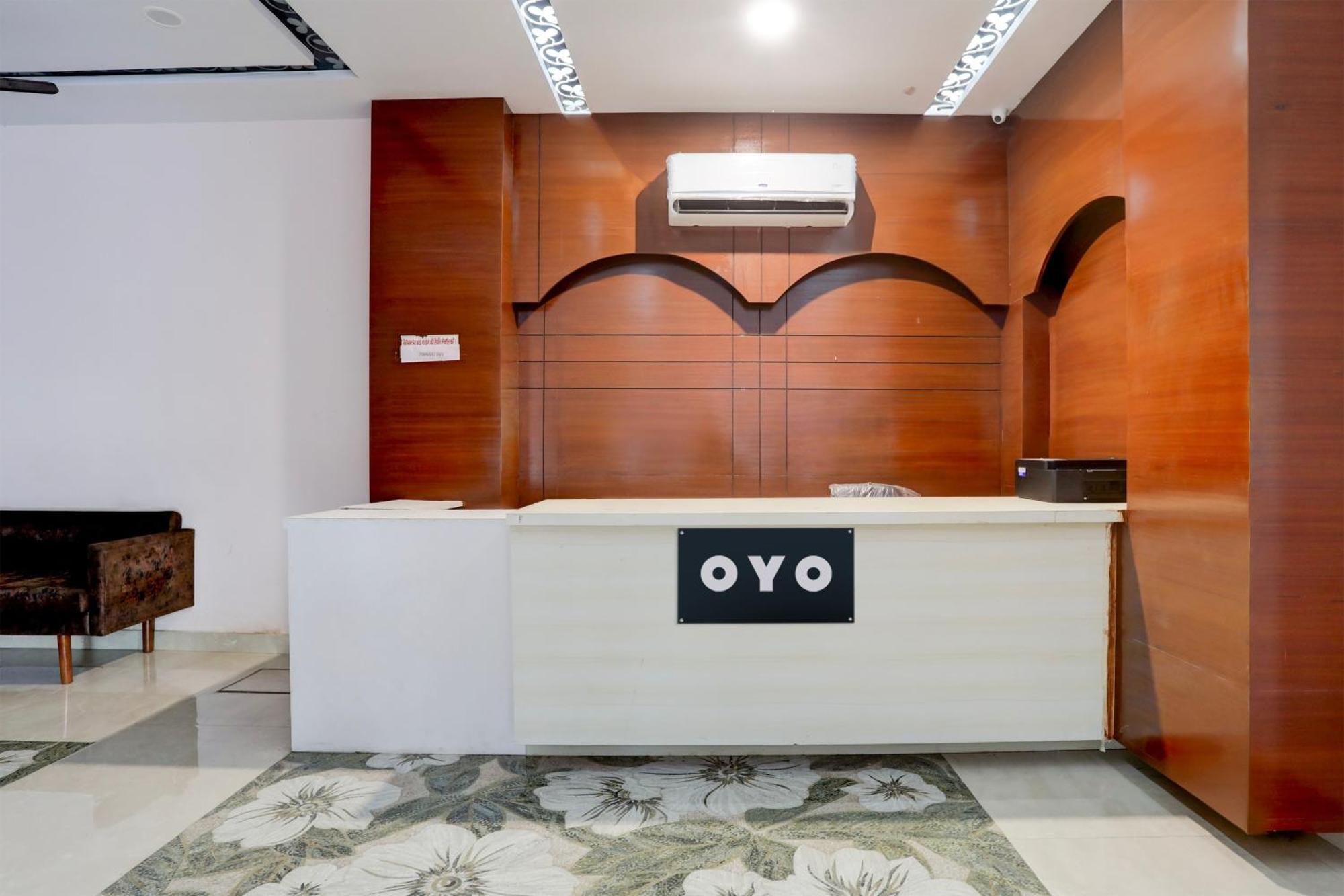 Hotel O Rana Hotel & Restaurant Мирут Екстериор снимка